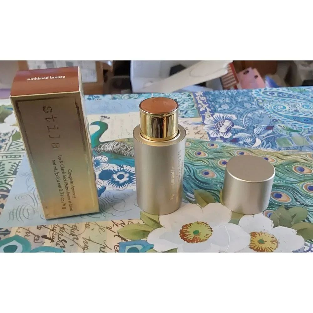 BNIB~Stila Cosmetics Complete Harmony Lip & Cheek Stick in Sunkissed Bronze